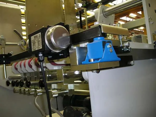 NetterVibration Polska trójfazowe wibratory przyczepne NEG